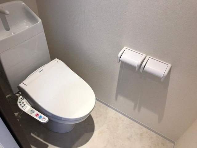 ラ・プリシェールのトイレ|シャワー付トイレ