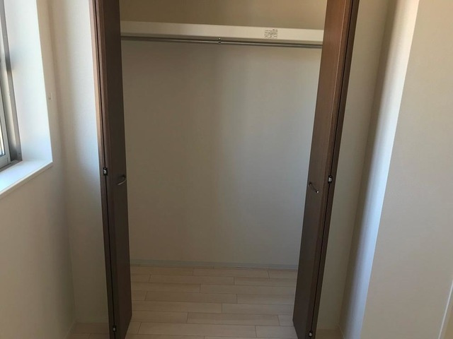 ラ・プリシェールの洋室|洋室収納