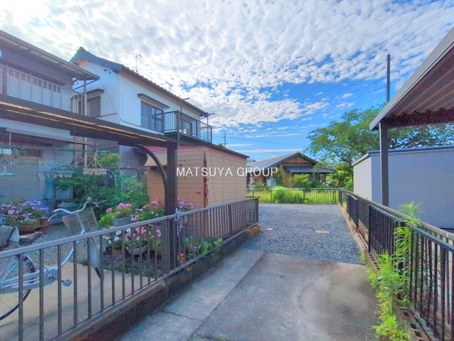 【前面道路含む現地写真】の画像