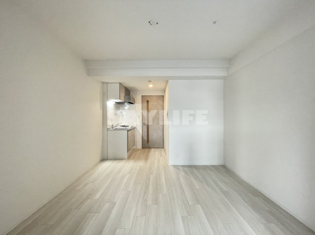 Alivis緑橋の居間・リビング