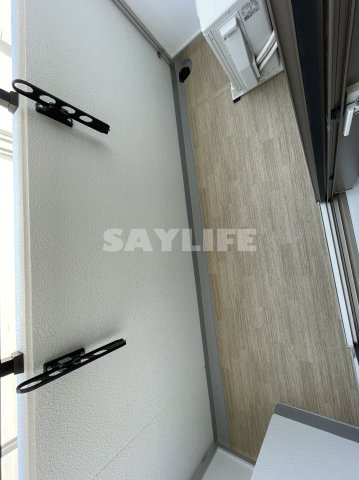 Alivis緑橋のバルコニー