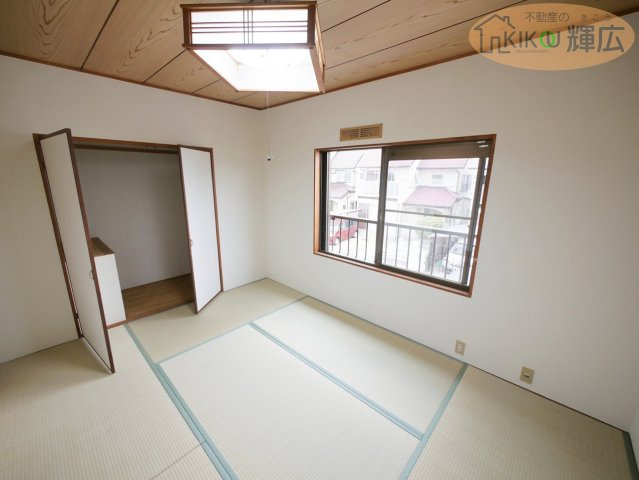 明石市二見町福里　中古戸建の寝室
