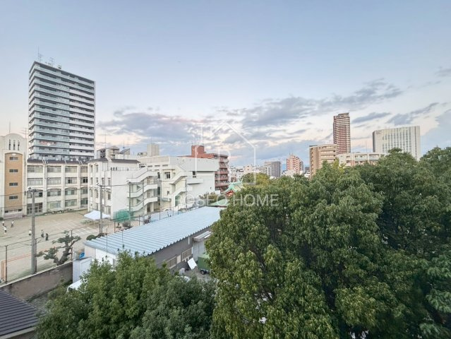 ブルー・エ・グリ上町台の展望