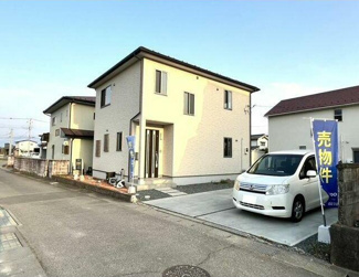 【外観】 | 南アルプス市寺部 中古戸建 敷地面積242.85ｍ2（73.46坪）