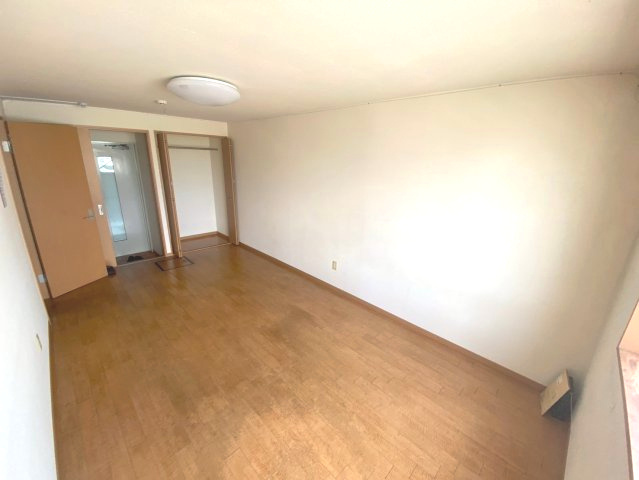 中島町 プロスパ中島ビルの内装