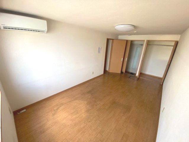 中島町 プロスパ中島ビルの内装