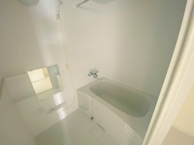 【浴室】 | ダイヤコーポ東雲 | 日々の暮らしに欠かせないお風呂です