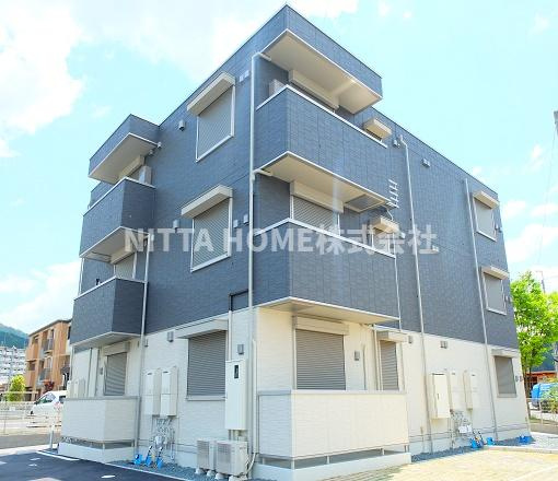 ヴェルデール・ヴィラの外観|インターネット無料◎オートロック付き◇周辺環境も良好ですよ＊