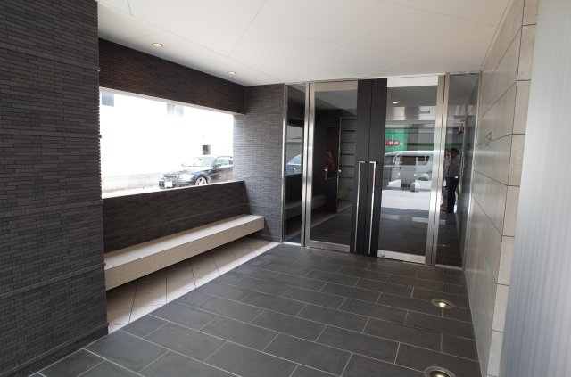 EL-NIDO FUKUZAWAのエントランス