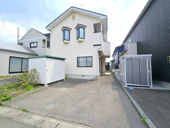 八戸市湊高台5丁目　中古住宅