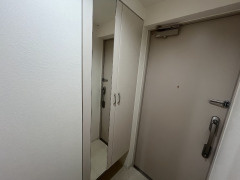 BROU上町台の玄関