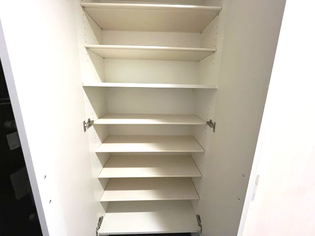 プレサンスNEO大和田STATIONベゼルの収納