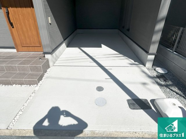 堺市北区長曽根町　第5期　新築一戸建ての駐車場|駐車スペース！散水栓があるので、こまめに愛車を洗えます！