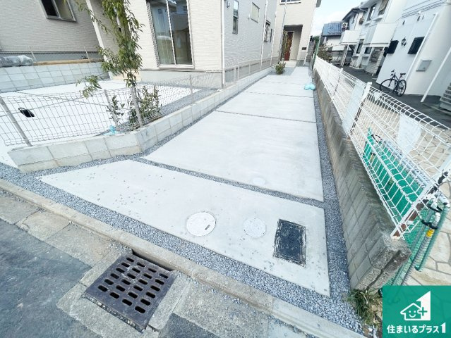 京都市北区鷹峯南鷹峯町　新築一戸建ての駐車場|駐車スペース！散水栓があるので、こまめに愛車を洗えます！