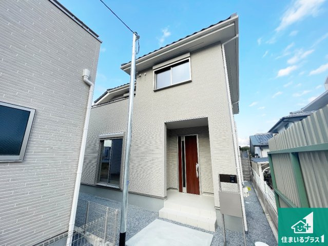 京都市北区鷹峯南鷹峯町　新築一戸建ての外観|安心の10年保証！外観を美しく保ち、雨水で汚れを落とします！気になることがありましたら、お気軽にお問い合わせください！