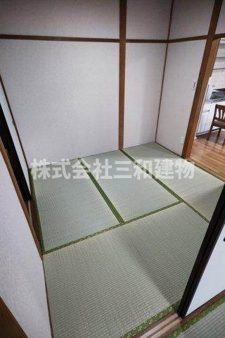 リバーサイド新高島平の和室