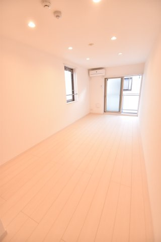 大阪市城東区鴫野西２丁目の賃貸マンションの居間・リビング