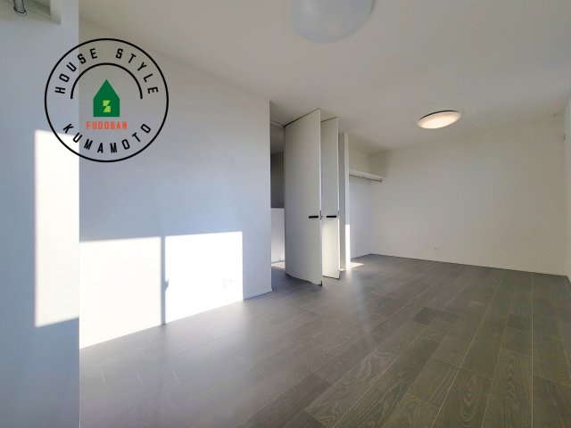 熊本市北区鶴羽田2丁目第2-7棟（4号棟）　の寝室|主寝室には収納力に優れたクローゼットがありますので、お部屋もすっきり片付きます。