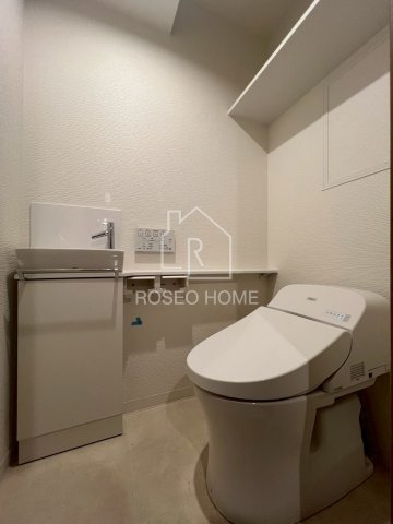 ジャスパ御堂筋本町のトイレ