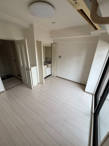 姫路市飾磨区三宅１丁目の賃貸マンションの居間・リビング