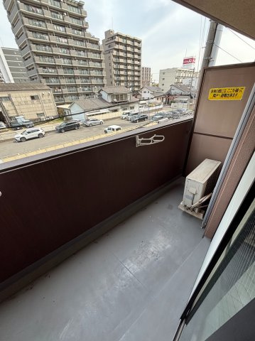 姫路市飾磨区三宅１丁目の賃貸マンションのバルコニー