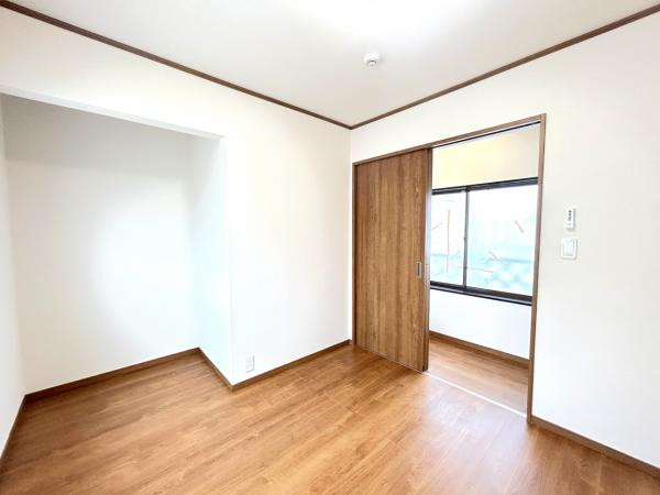 さくら市狹間田　4ＬＤＫ　中古住宅の洋室