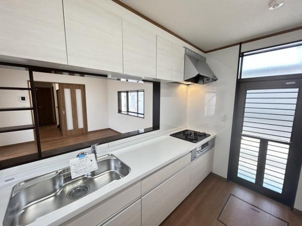 さくら市狹間田　4ＬＤＫ　中古住宅のキッチン