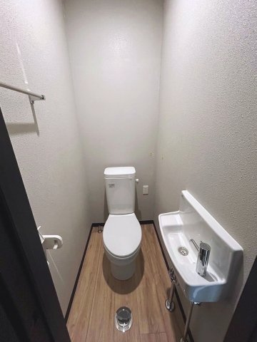 糸満市糸満　戸建て　オーナーチェンジ物件のトイレ