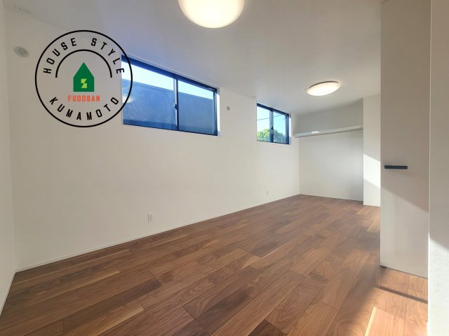 熊本市北区鶴羽田2丁目第2-7棟（7号棟）　の寝室|主寝室には収納力に優れたクローゼットがありますので、お部屋もすっきり片付きます。