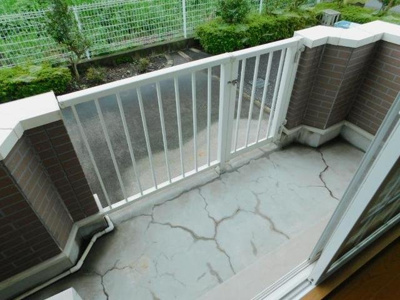 【バルコニー】 | プリムローズＢ