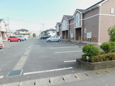 【駐車場】 | プリムローズＢ