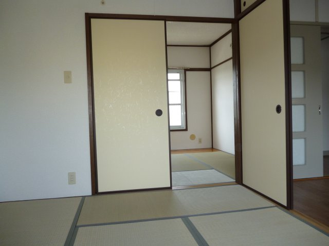 大久保東第３　３Ｋの和室|和室があれば客間としても活用できます