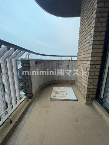 シャトーヌーボーテ吉祥苑のバルコニー