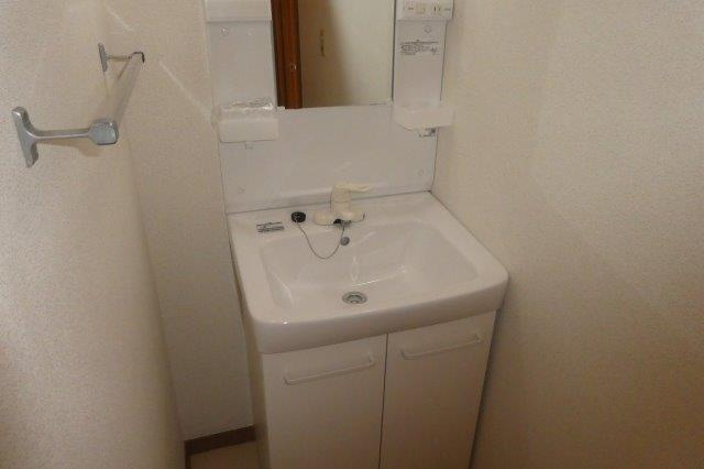 クレストール山地Bの独立洗面台|シャンプードレッサー