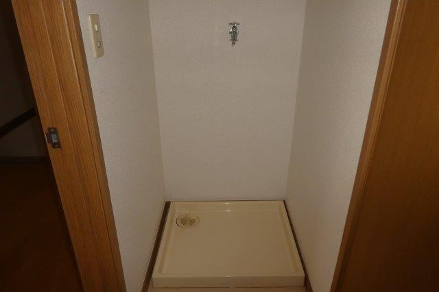 クレストール山地Bのその他|洗濯機置き場