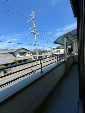 堺市南区檜尾　太陽光発電　駐車3台可能のバルコニー