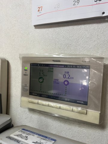 堺市南区檜尾　太陽光発電　駐車3台可能の発電・温水設備|太陽光発電2011年1月設置