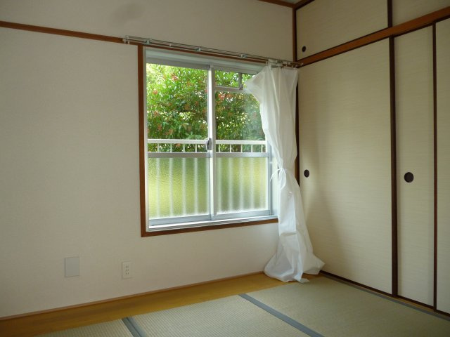 明石舞子２ＤＫの和室|い草の香りが落ち着く素敵な和室です