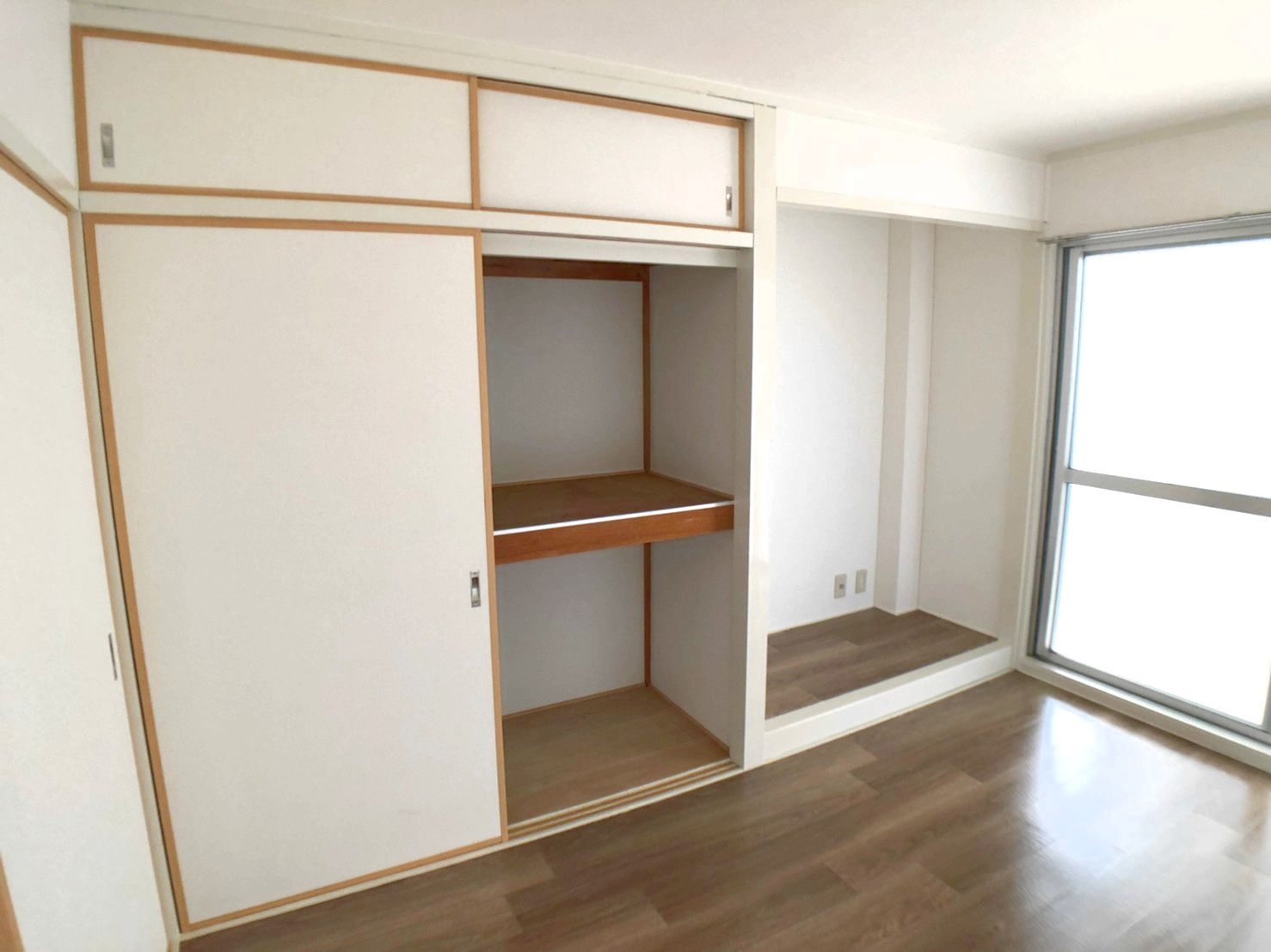 日の出コーポの収納
