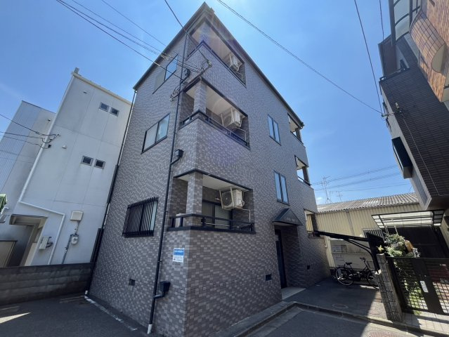 ランドハウス ( 近畿大学 一人暮らし )の外観