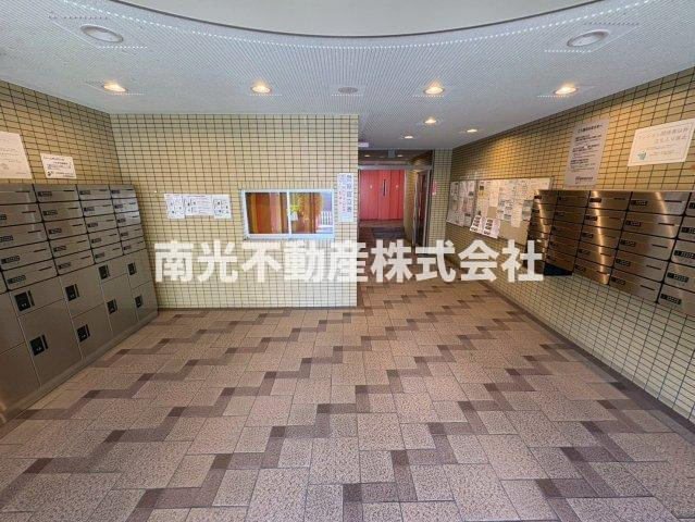 アバハイム西村のロビー