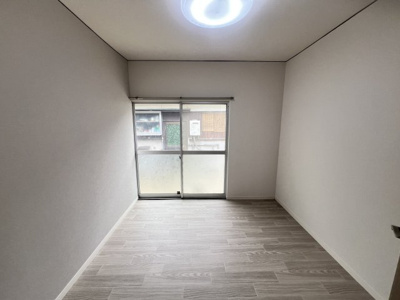 【洋室】 | 竹原松元借家