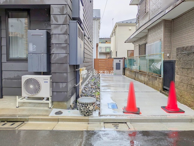 《仲介手数料無料》練馬区小竹町１丁目78-10(全1戸)新築一戸建て