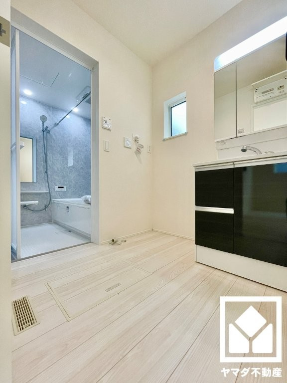 伏見区醍醐京道町　24-1期　2号棟の洗面所