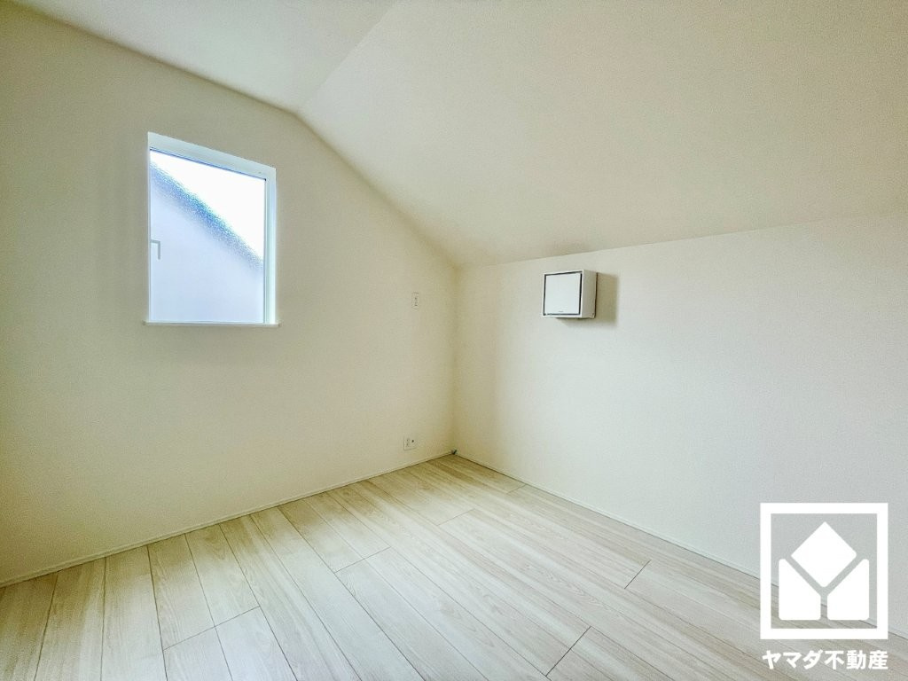 伏見区醍醐京道町　24-1期　2号棟の子供部屋