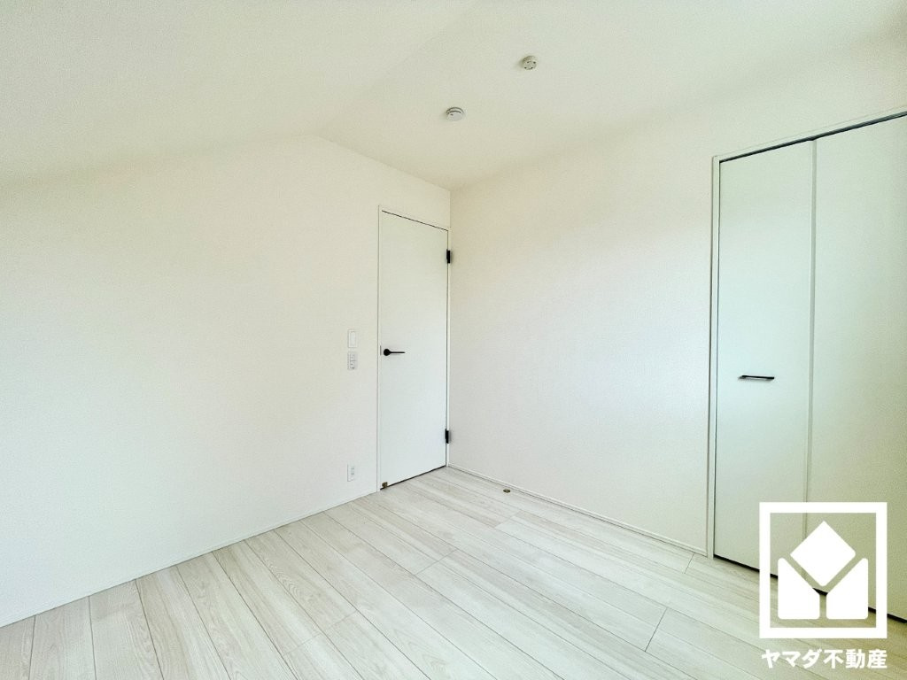 伏見区醍醐京道町　24-1期　2号棟の洋室