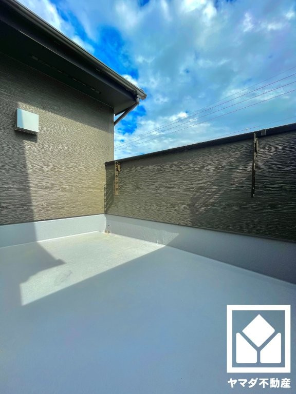 伏見区醍醐京道町　24-1期　2号棟のバルコニー