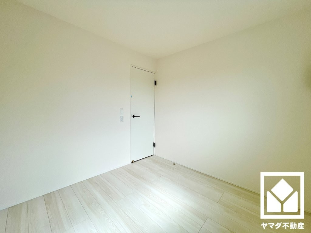 伏見区醍醐京道町　24-1期　2号棟の洋室