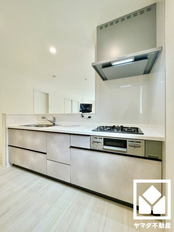 伏見区醍醐京道町　24-1期　2号棟のキッチン