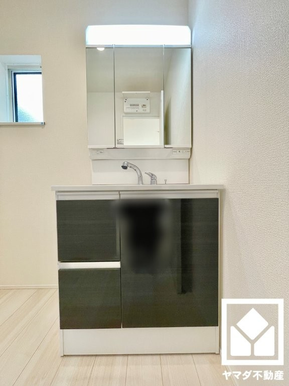 伏見区醍醐京道町　24-1期　2号棟の独立洗面台